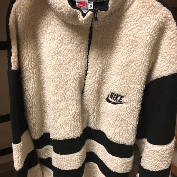 Nike Sherpa quarter zip soft fuzzy - Picture 2 of 3